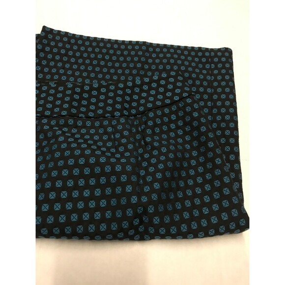 Ann Taylor Loft Women's Skirt Petites Black W/ Teal Textured Detail Size 2P NWOT - Picture 4 of 5